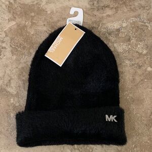 Michael Kors Fuzzy Black Beanie Hat Touque Winter Fall NEW